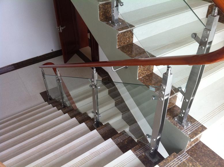 Stair handrail